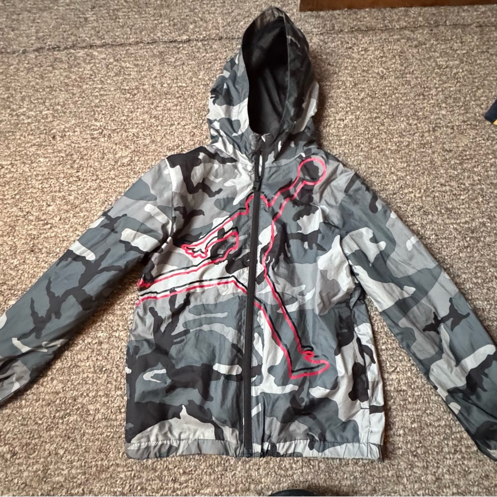 Big Kids Jordan Zip Up Rain Coat with Mesh Lining size Medium (8-10)